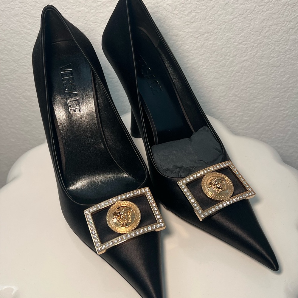 Versace Black Medusa Plaque Satin Pump